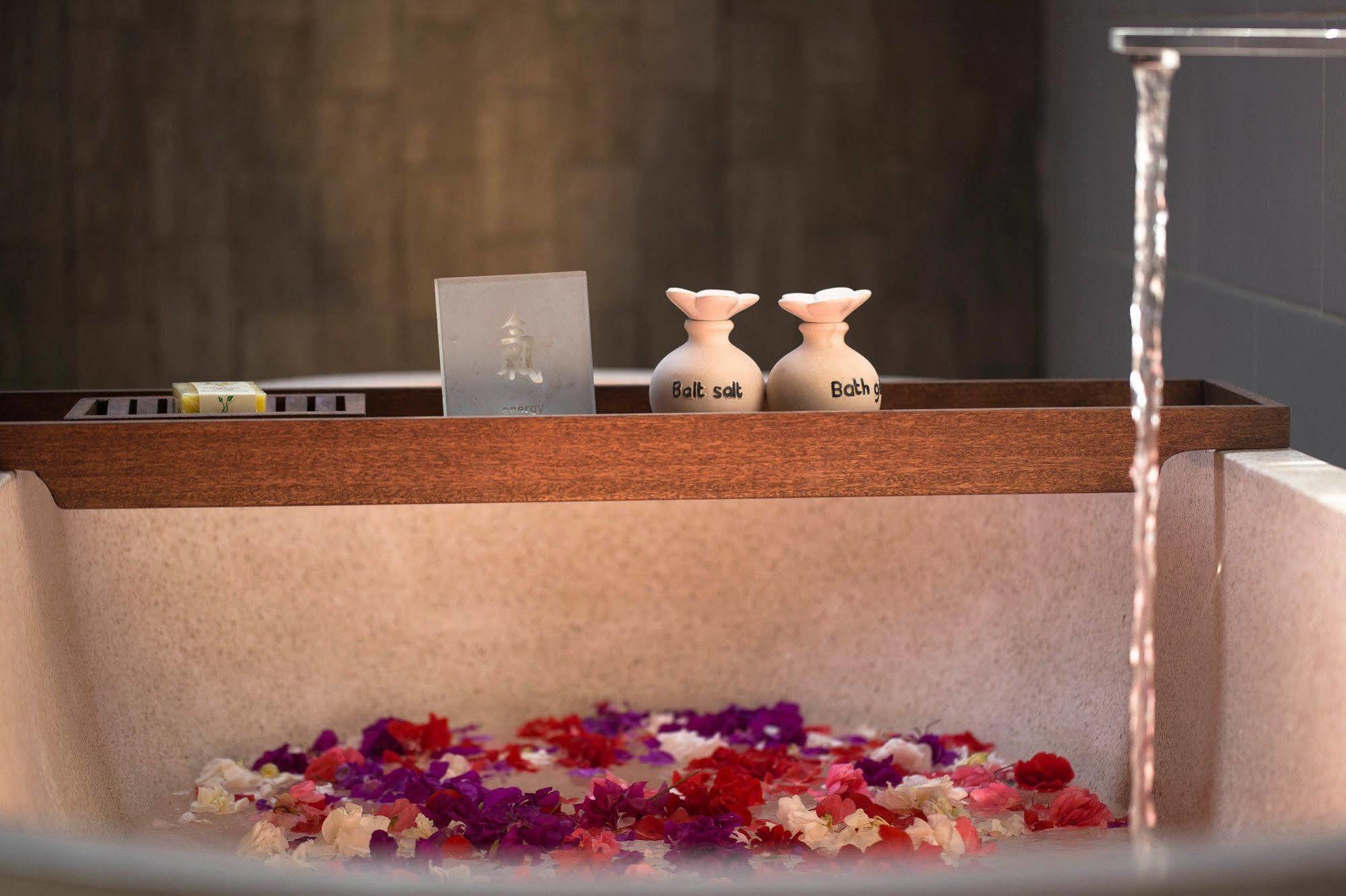 Solo Villas & Retreat Ubud Buitenkant foto